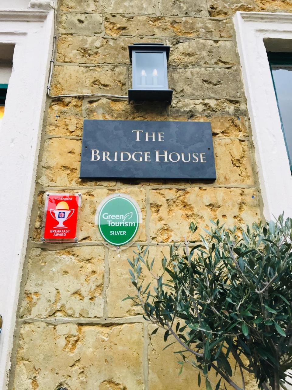 The Bridge House Bed & Breakfast Bridport Exterior photo